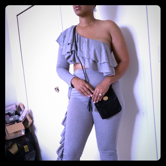 Ruffled, Grey “diva” Sweatpants Set - Picture 1 of 5